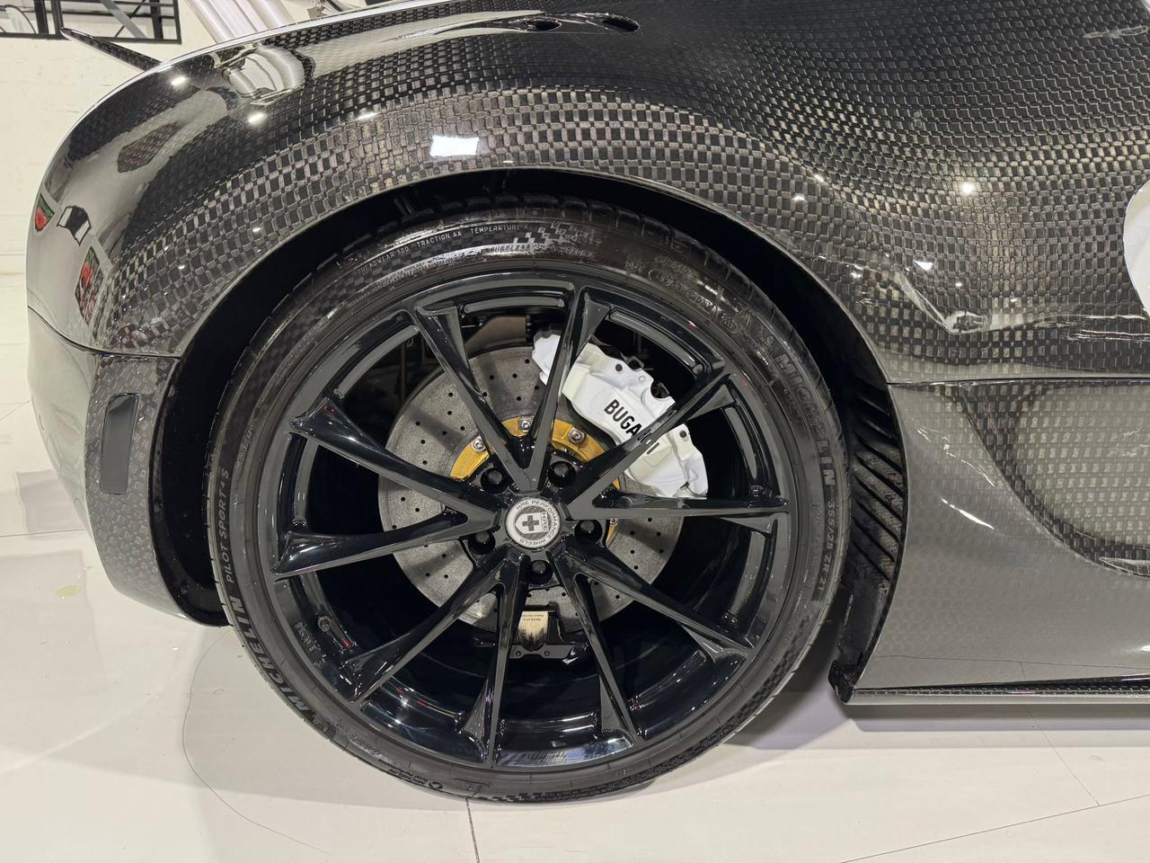 2008 Bugatti Veyron 1 of 2 Linea Vivere by Mansory!! HRE forged wheels, Burmester audio AND MUCH MORE!! Fort Lauderdale FL