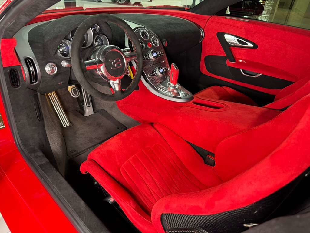2008 Bugatti Veyron Italian Red paint, full PPF, custom interior, Ryft forged wheels/exhaust system AND MORE!!! Fort Lauderdale FL