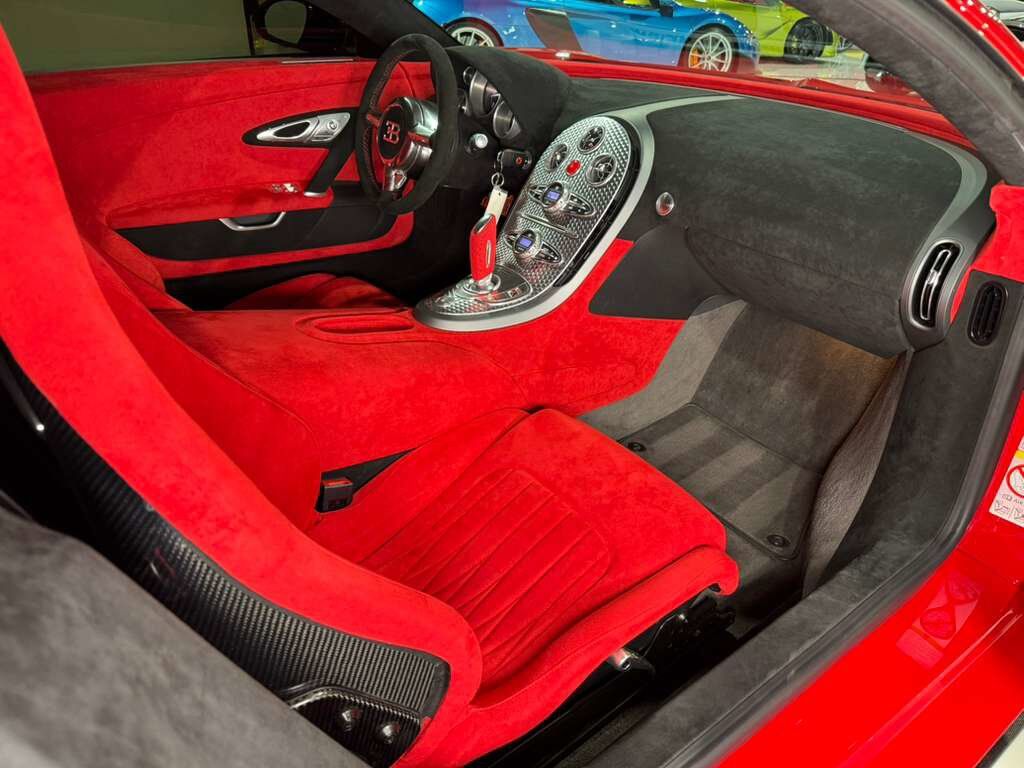 2008 Bugatti Veyron Italian Red paint, full PPF, custom interior, Ryft forged wheels/exhaust system AND MORE!!! Fort Lauderdale FL