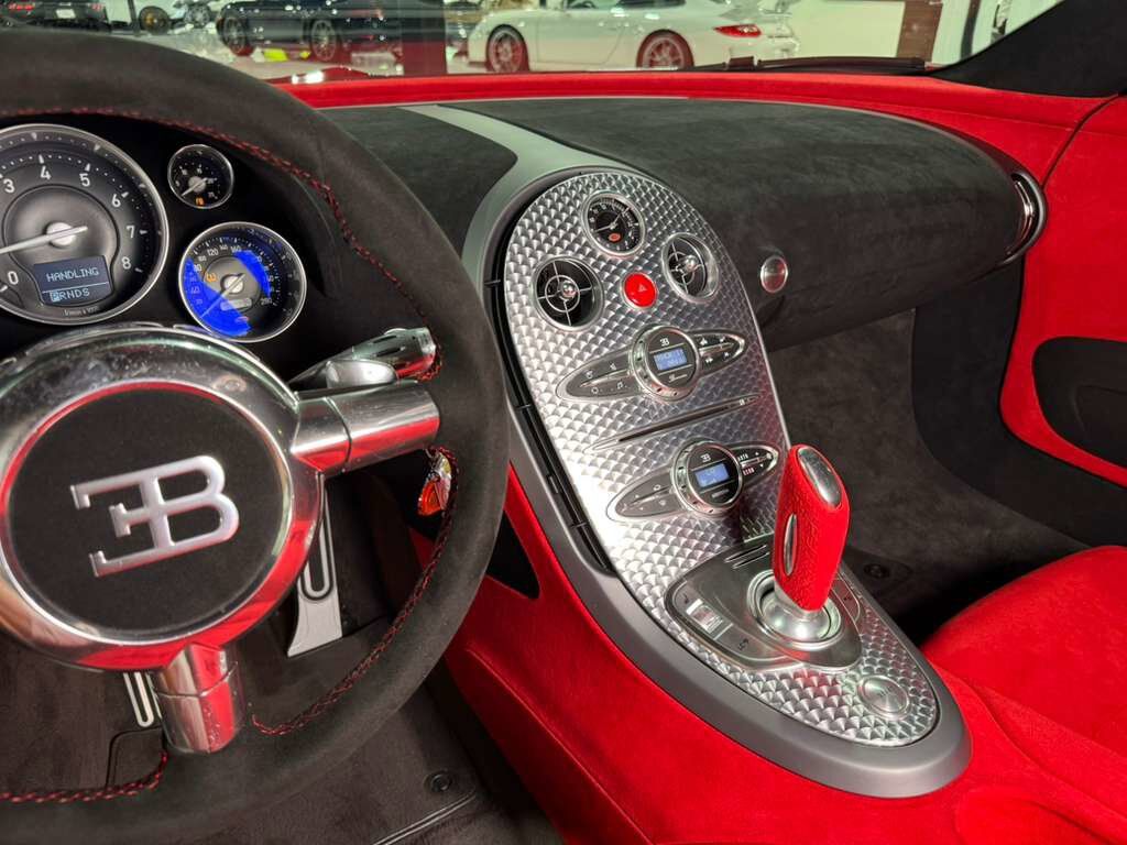 2008 Bugatti Veyron Italian Red paint, full PPF, custom interior, Ryft forged wheels/exhaust system AND MORE!!! Fort Lauderdale FL