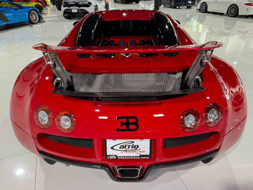 2008 Bugatti Veyron Italian Red paint, full PPF, custom interior, Ryft forged wheels/exhaust system AND MORE!!! Fort Lauderdale FL