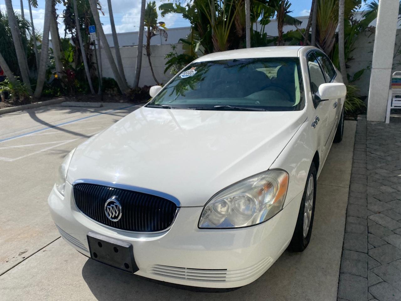 2008 Buick Lucerne CXL LOW MILES 40,989 1 OWNER Pompano Beach FL