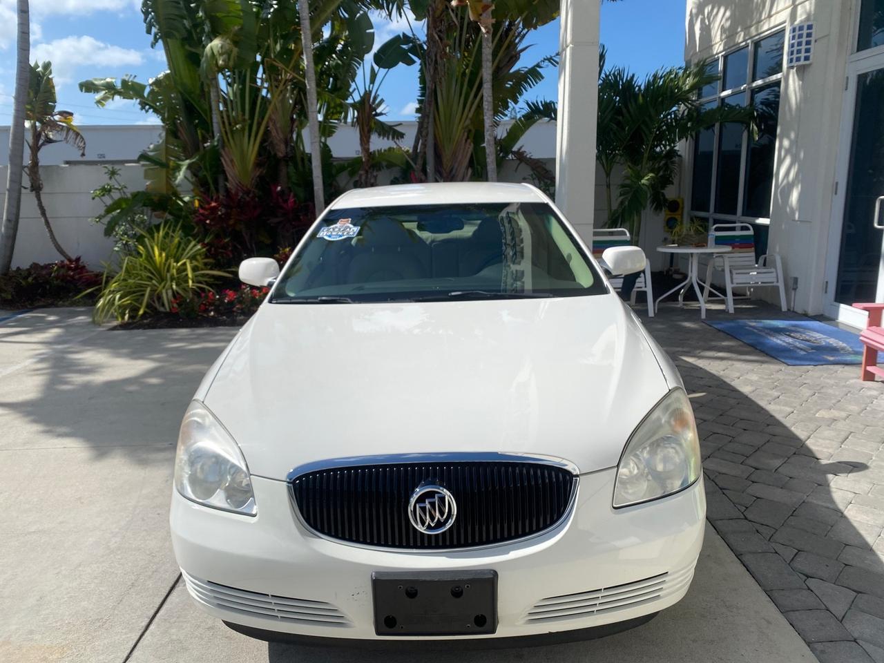 2008 Buick Lucerne CXL LOW MILES 40,989 1 OWNER