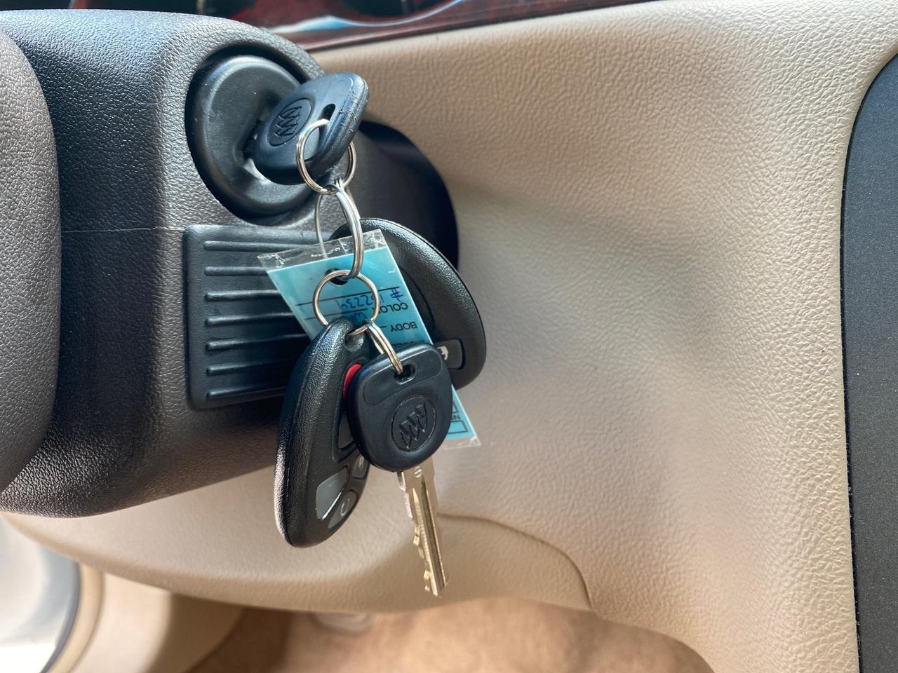 2008 Buick Lucerne CXL LOW MILES 40,989 1 OWNER Pompano Beach FL