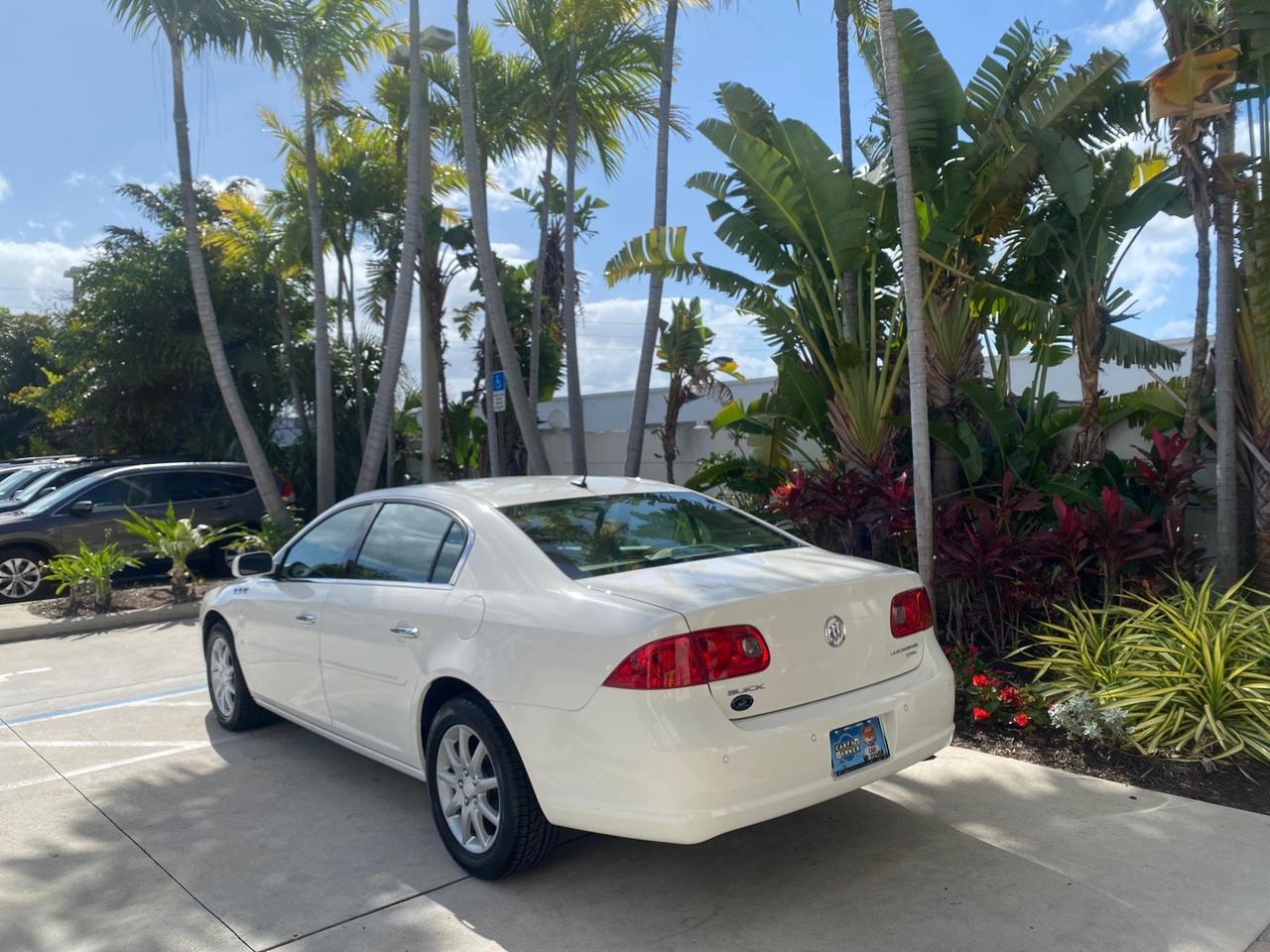 2008 Buick Lucerne CXL LOW MILES 40,989 1 OWNER Pompano Beach FL