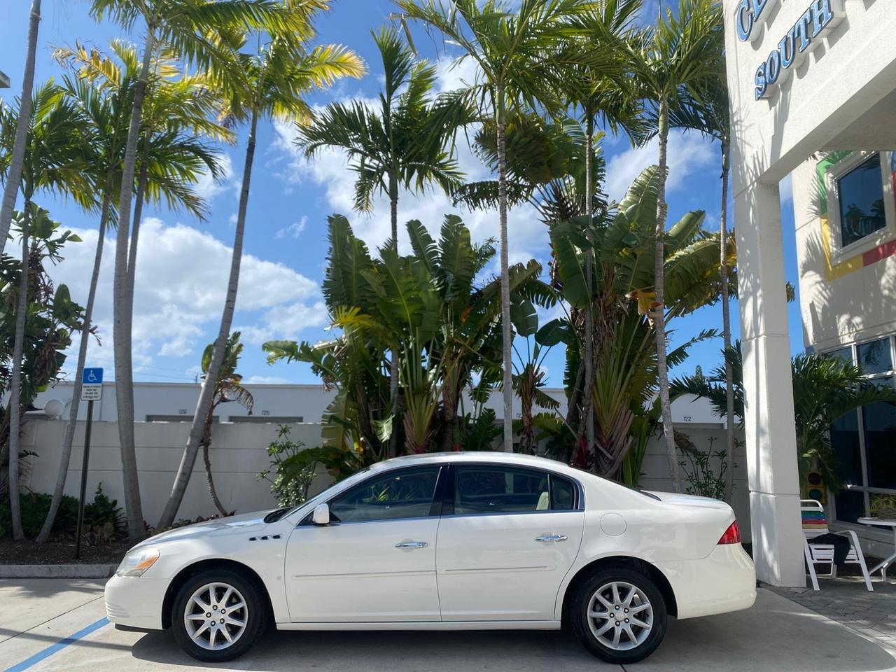 2008 Buick Lucerne CXL LOW MILES 40,989 1 OWNER Pompano Beach FL