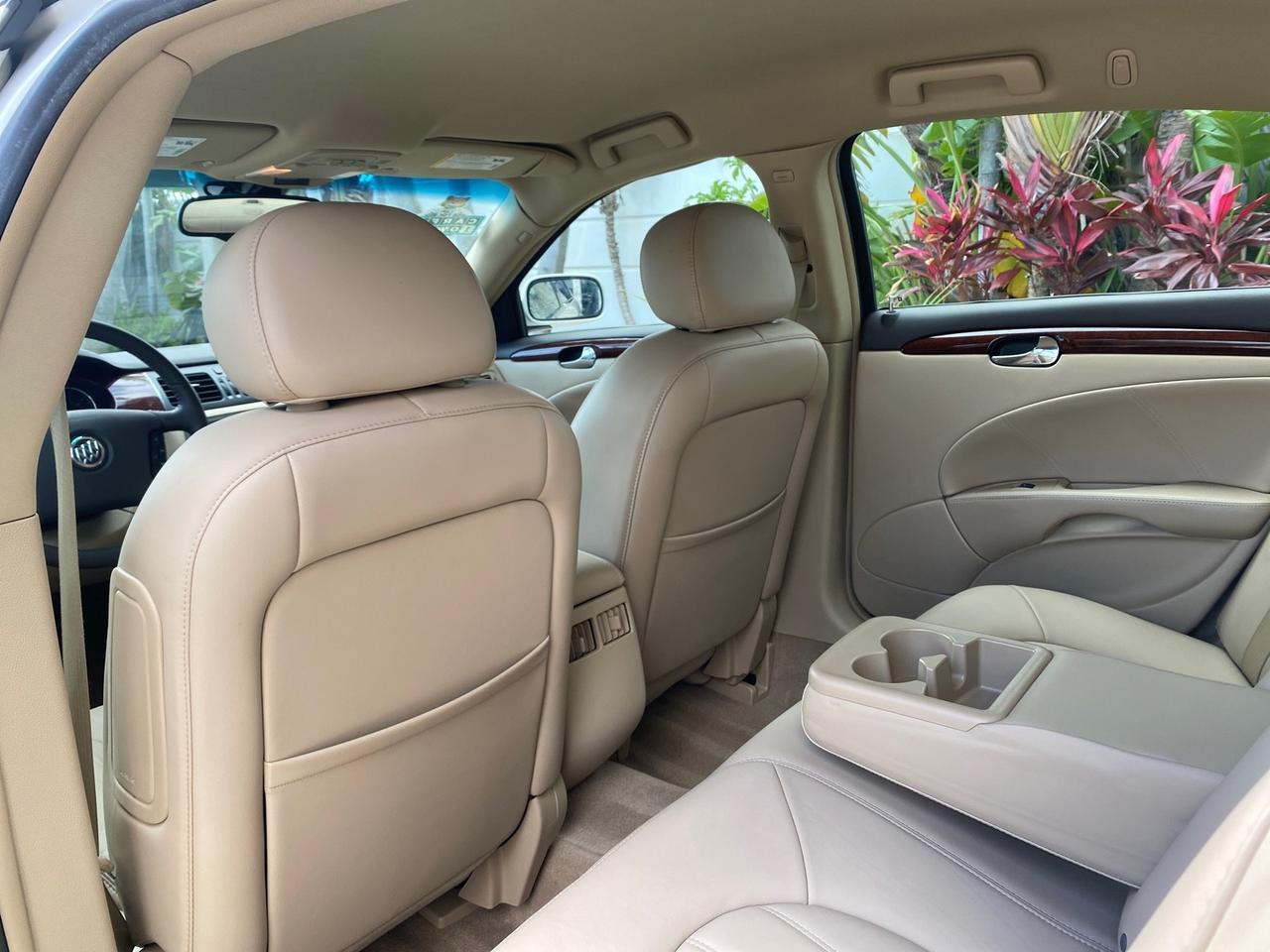 2008 Buick Lucerne CXL LOW MILES 40,989 1 OWNER Pompano Beach FL