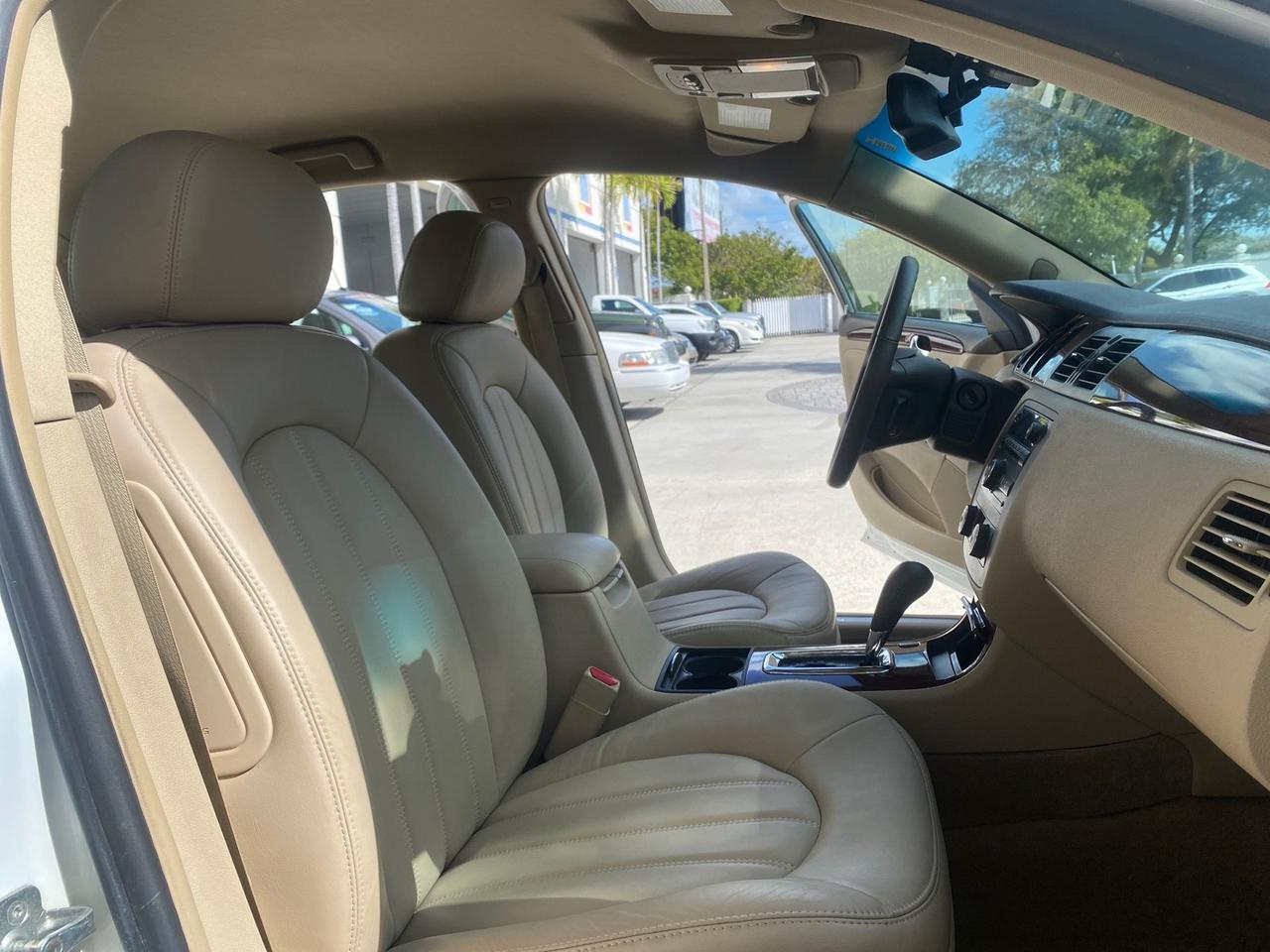 2008 Buick Lucerne CXL LOW MILES 40,989 1 OWNER Pompano Beach FL