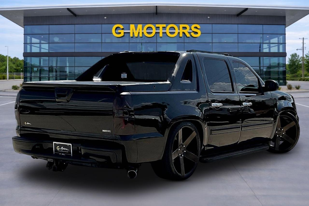 2008 CHEVROLET AVALANCHE 1500 Houston TX