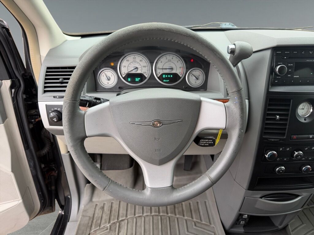 2008 CHRYSLER TOWN & COUNTRY TOURING Toledo OH