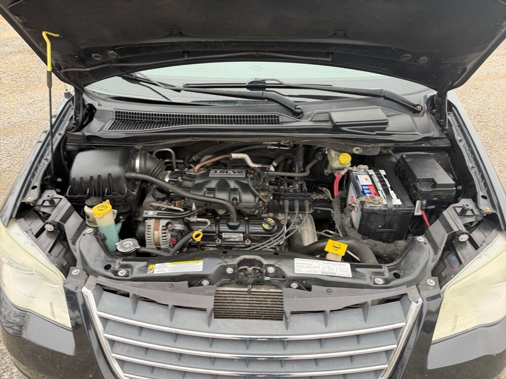 2008 CHRYSLER TOWN & COUNTRY TOURING Toledo OH