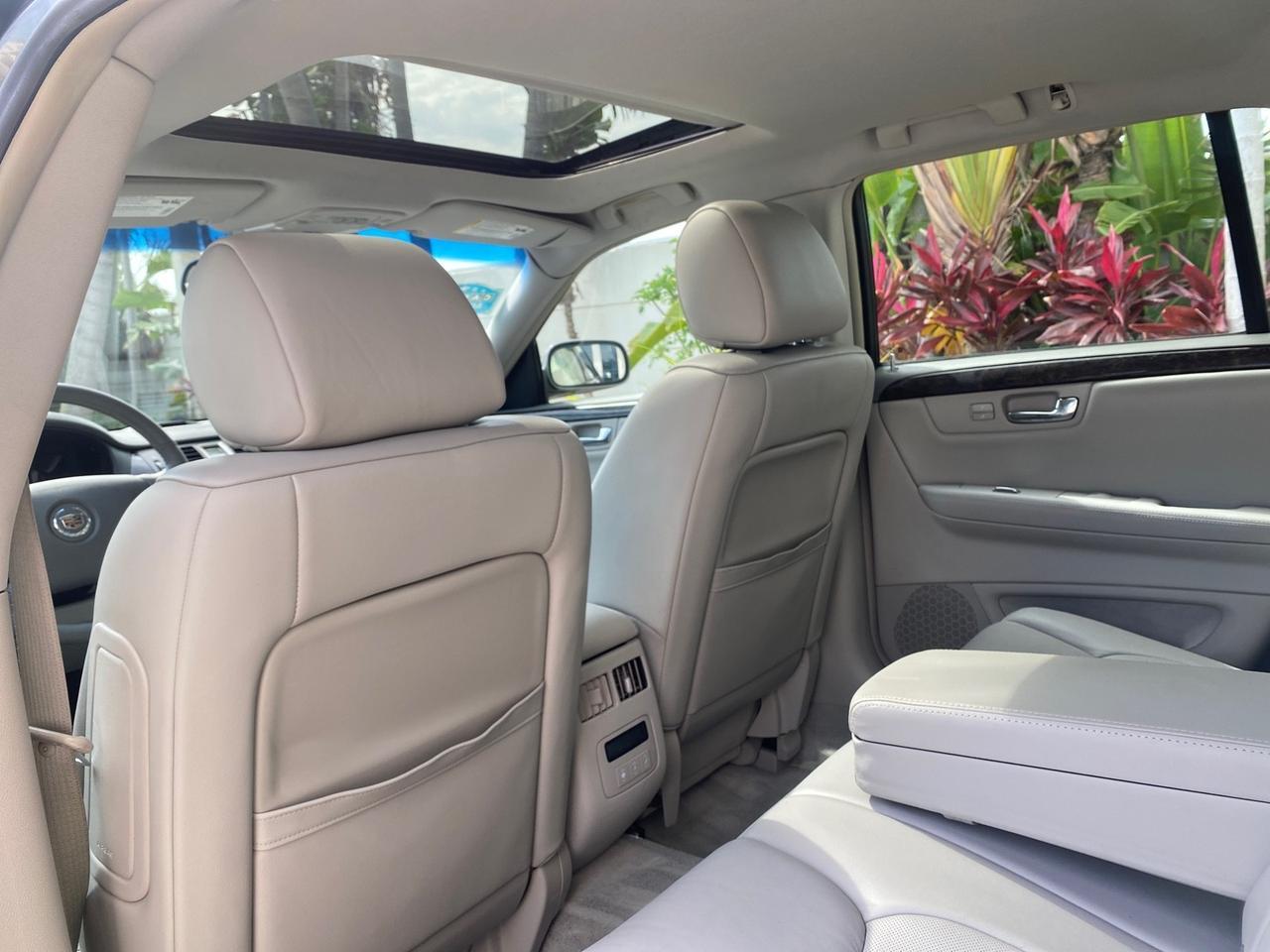 2008 Cadillac DTS LOW MILES 41,600 w/1SC Pompano Beach FL
