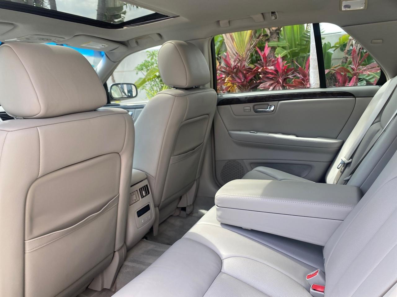 2008 Cadillac DTS LOW MILES 41,600 w/1SC Pompano Beach FL