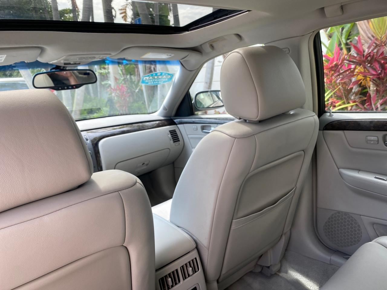 2008 Cadillac DTS LOW MILES 41,600 w/1SC Pompano Beach FL