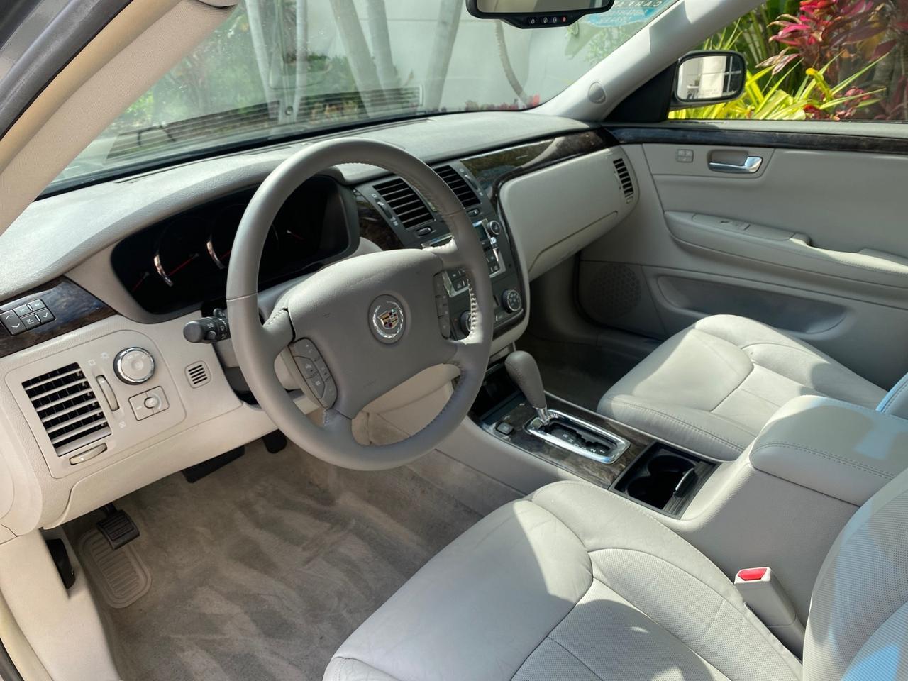 2008 Cadillac DTS LOW MILES 41,600 w/1SC Pompano Beach FL