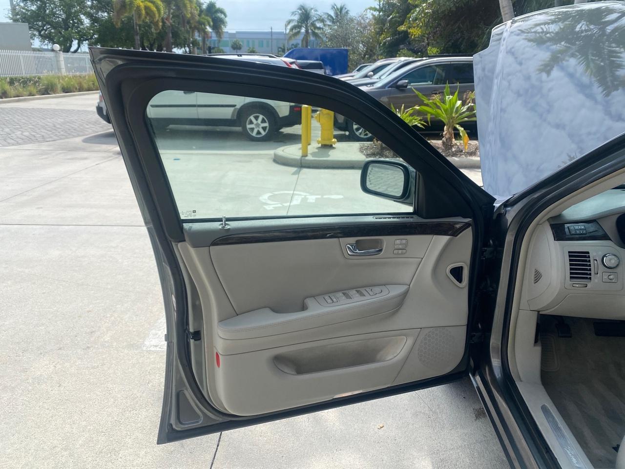 2008 Cadillac DTS LOW MILES 41,600 w/1SC Pompano Beach FL
