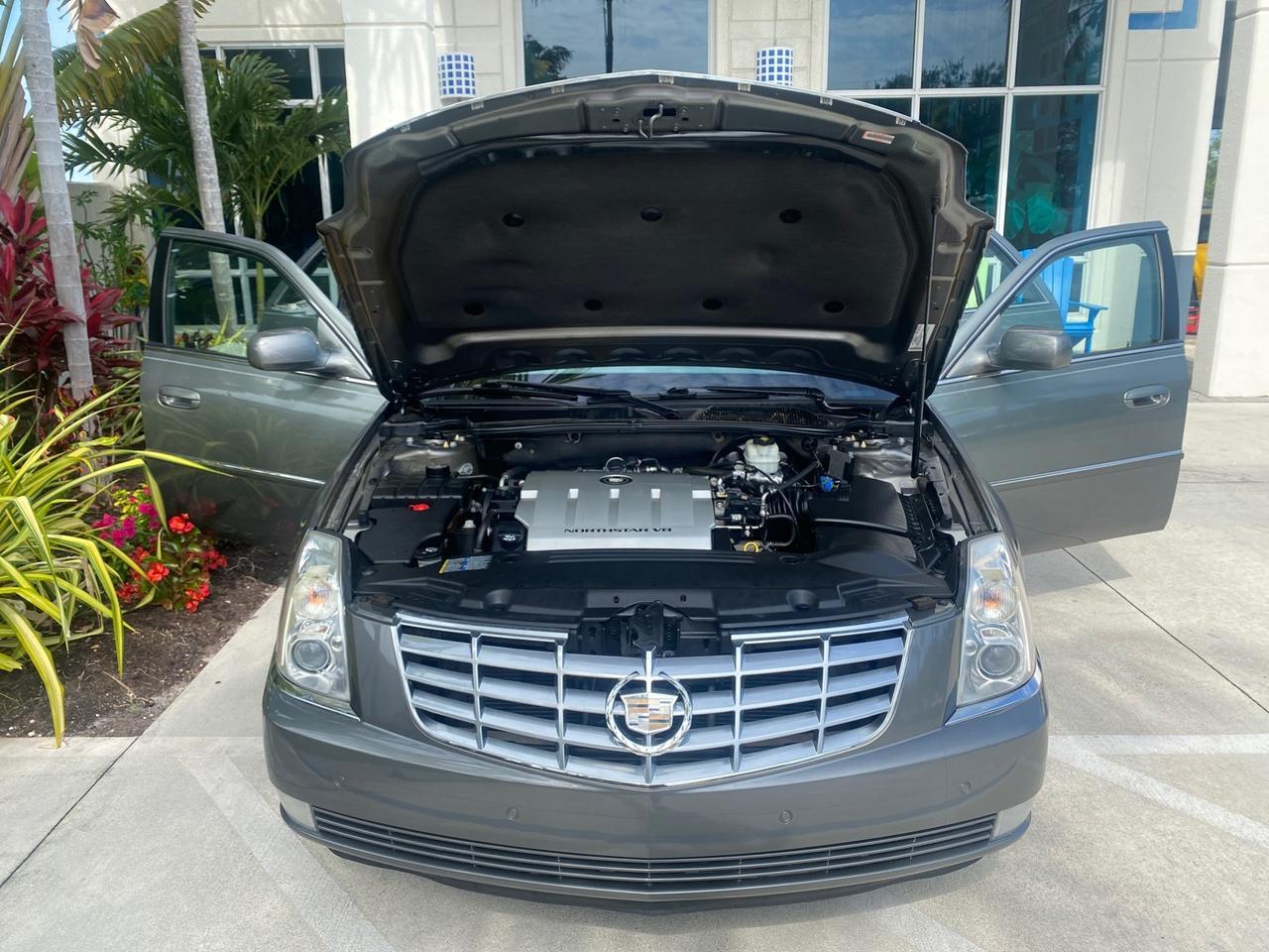 2008 Cadillac DTS LOW MILES 41,600 w/1SC Pompano Beach FL