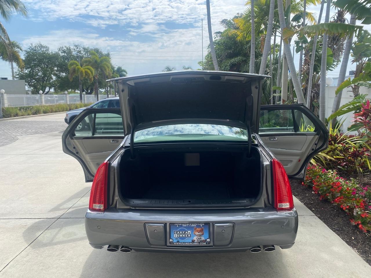 2008 Cadillac DTS LOW MILES 41,600 w/1SC Pompano Beach FL