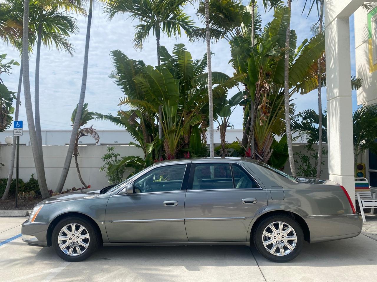 2008 Cadillac DTS LOW MILES 41,600 w/1SC Pompano Beach FL