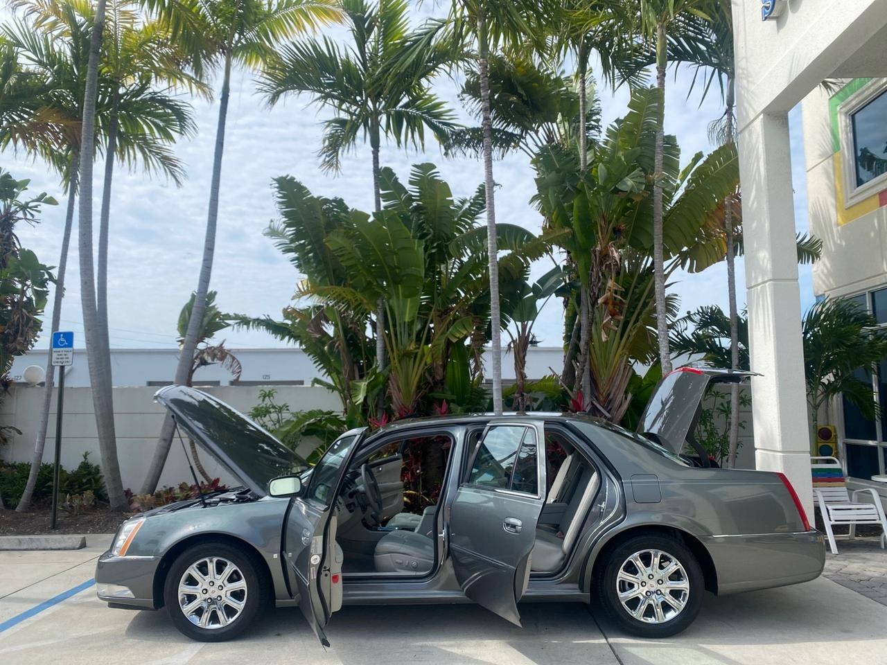 2008 Cadillac DTS LOW MILES 41,600 w/1SC Pompano Beach FL