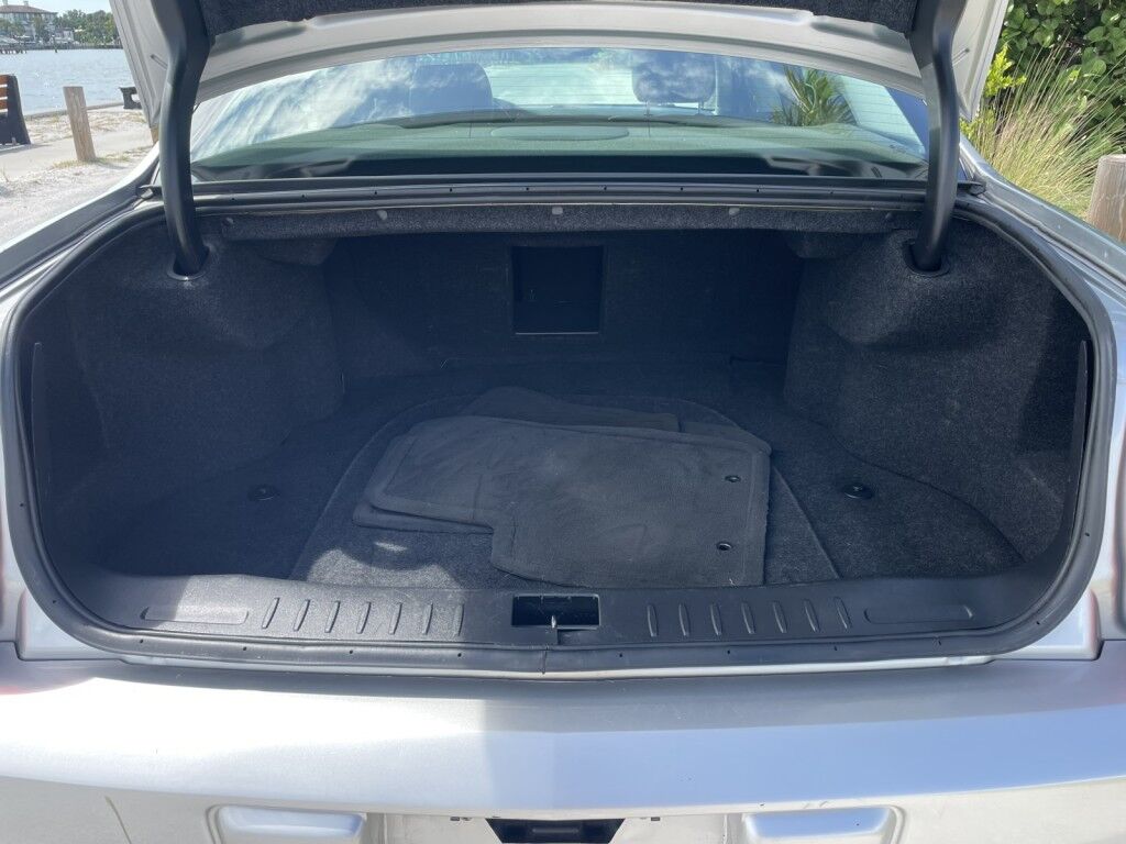 2008 Cadillac DTS w/1SC~CHROME GRILLE~FRONT BUCKET SEATS~LEATHER SEATS Sarasota FL