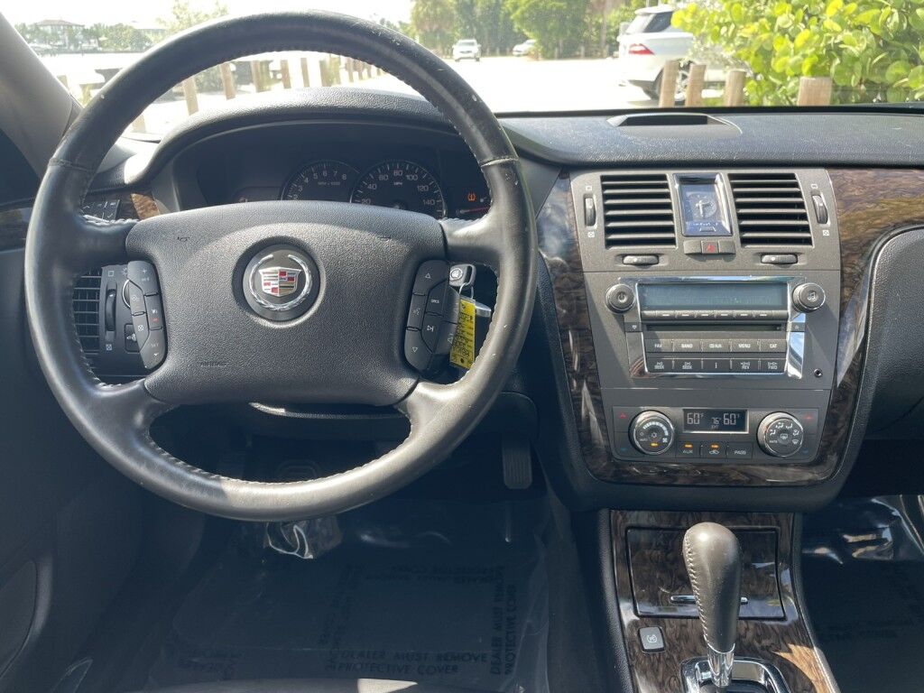 2008 Cadillac DTS w/1SC~CHROME GRILLE~FRONT BUCKET SEATS~LEATHER SEATS Sarasota FL
