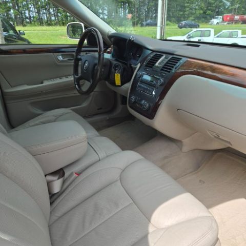 2008 Cadillac DTS w/1SD