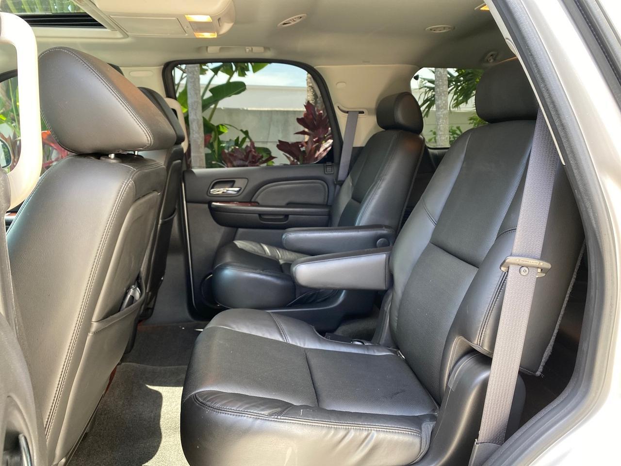 2008 Cadillac Escalade SUNROOF DVD LOW MILES 71,690 Pompano Beach FL