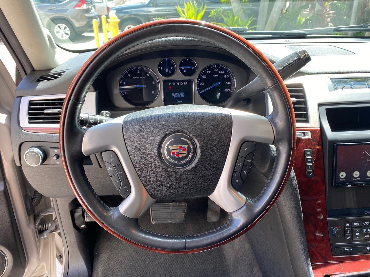 2008 Cadillac Escalade SUNROOF DVD LOW MILES 71,690 Pompano Beach FL