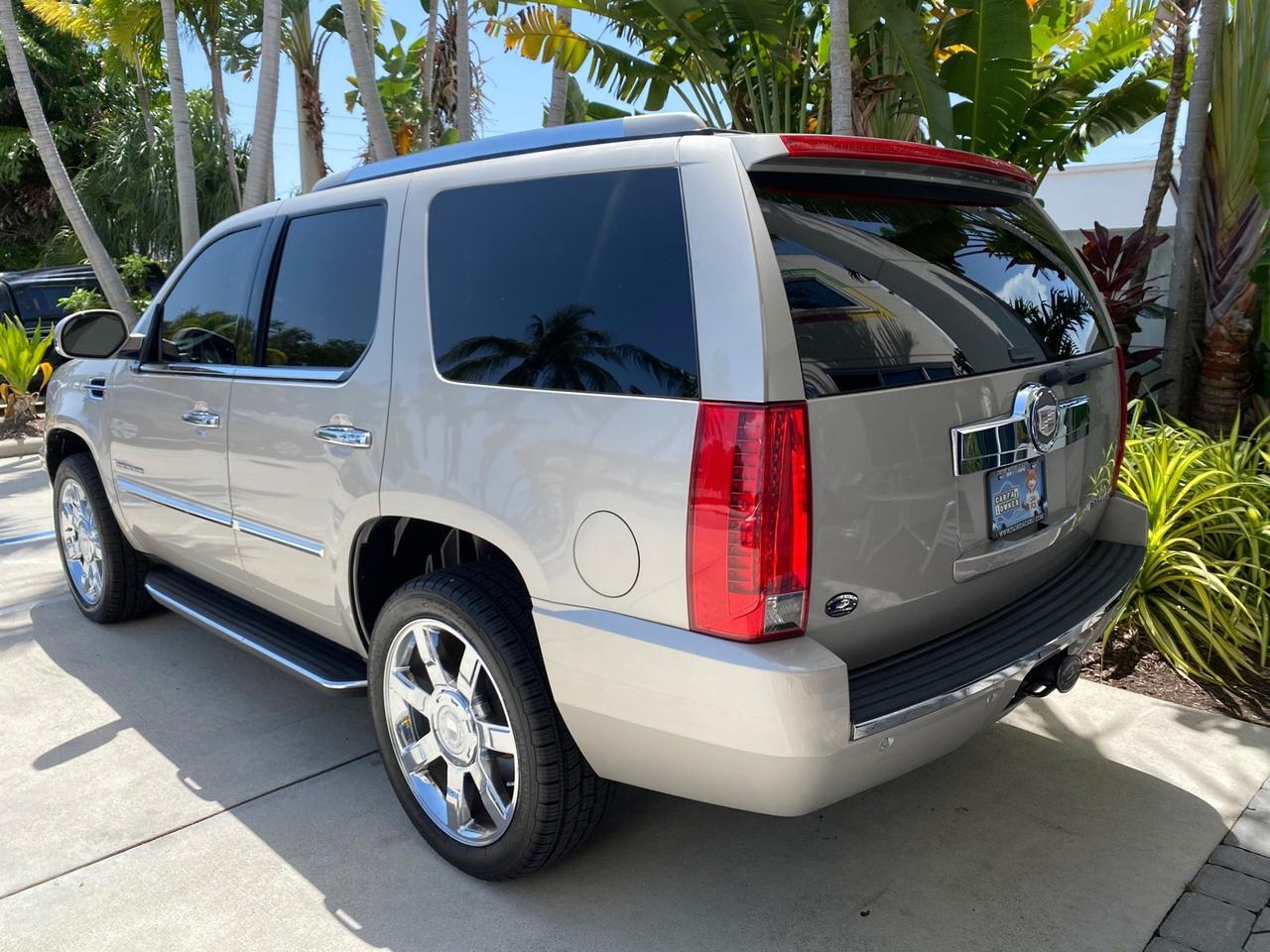 2008 Cadillac Escalade SUNROOF DVD LOW MILES 71,690 Pompano Beach FL