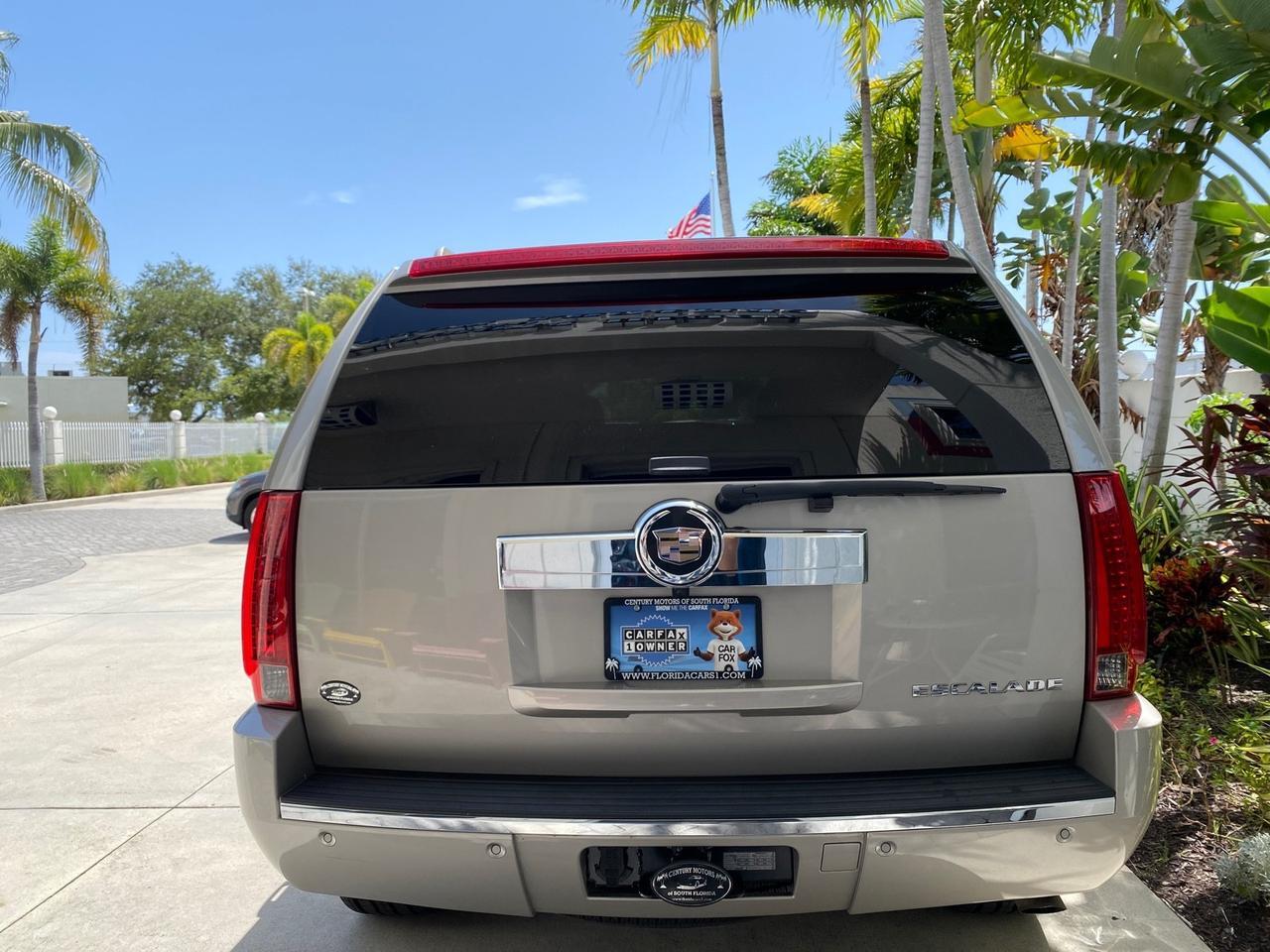 2008 Cadillac Escalade SUNROOF DVD LOW MILES 71,690 Pompano Beach FL
