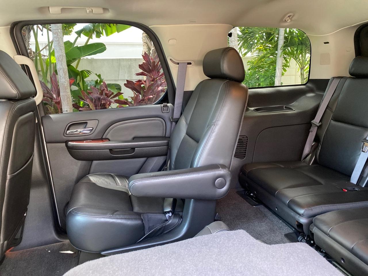 2008 Cadillac Escalade SUNROOF DVD LOW MILES 71,690 Pompano Beach FL