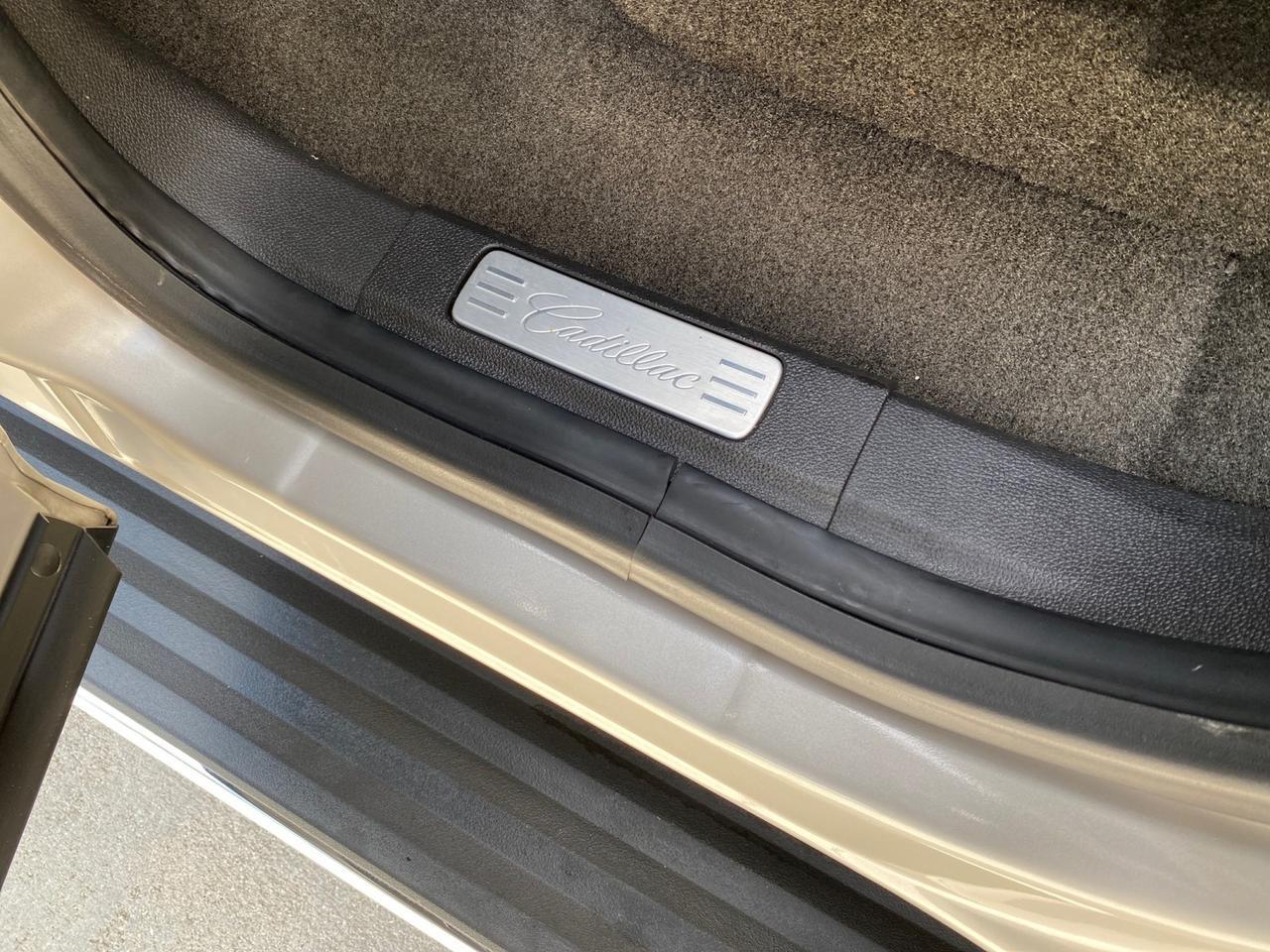 2008 Cadillac Escalade SUNROOF DVD LOW MILES 71,690 Pompano Beach FL