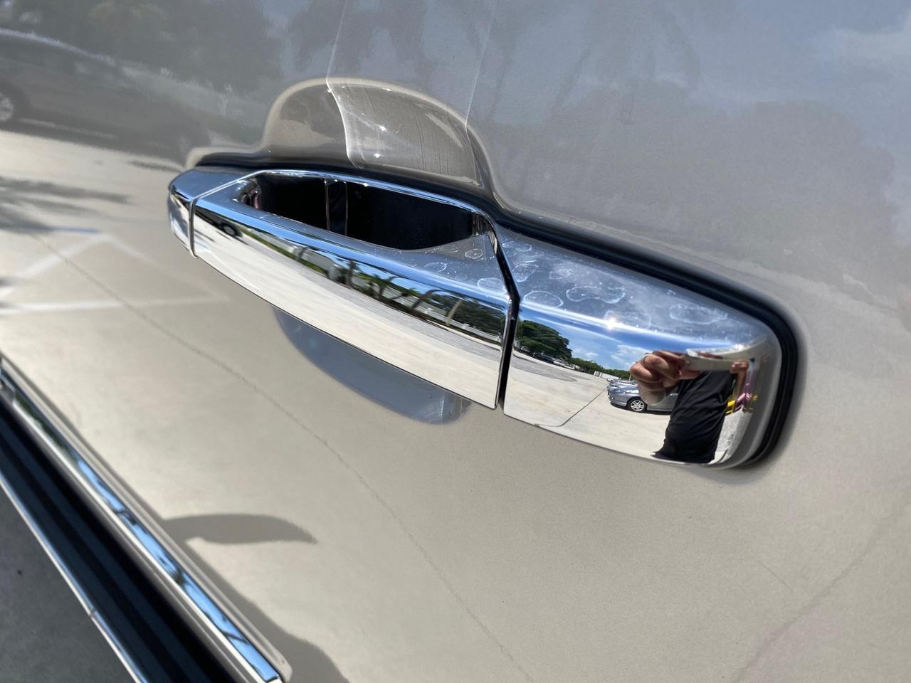 2008 Cadillac Escalade SUNROOF DVD LOW MILES 71,690 Pompano Beach FL