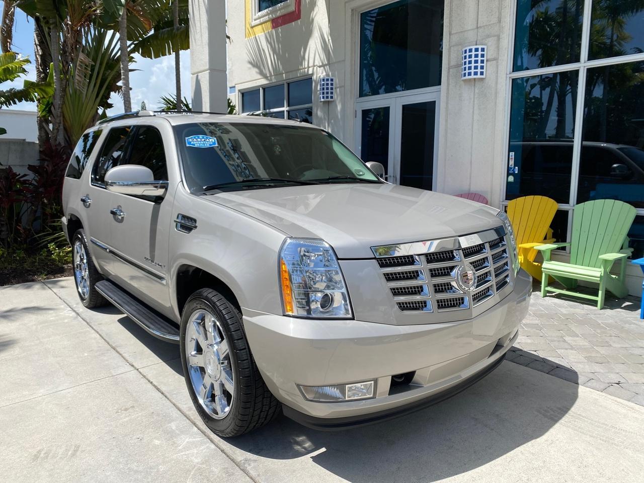 2008 Cadillac Escalade SUNROOF DVD LOW MILES 71,690