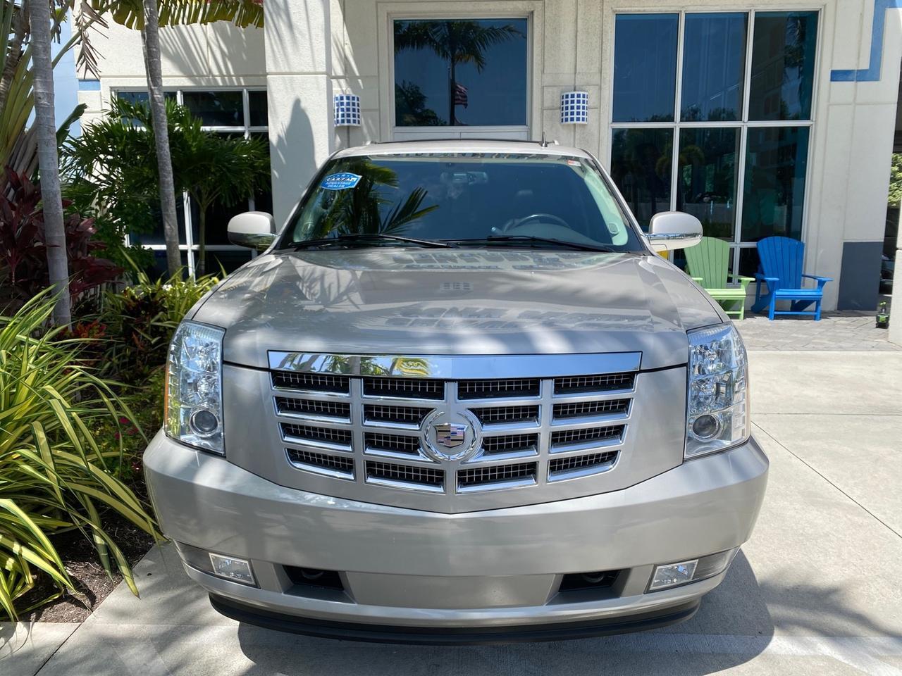 2008 Cadillac Escalade SUNROOF DVD LOW MILES 71,690 Pompano Beach FL