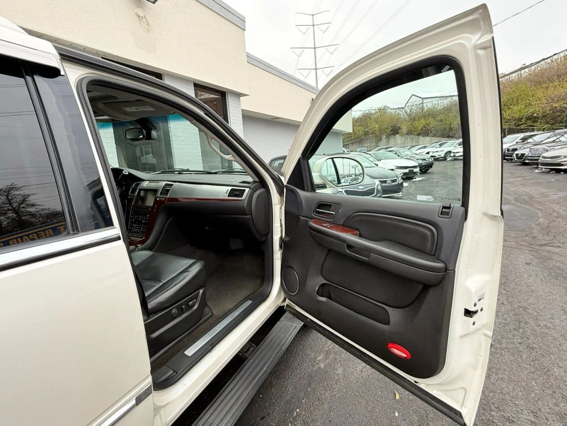 2008 Cadillac Escalade Sport Utility 4D Cincinnati OH