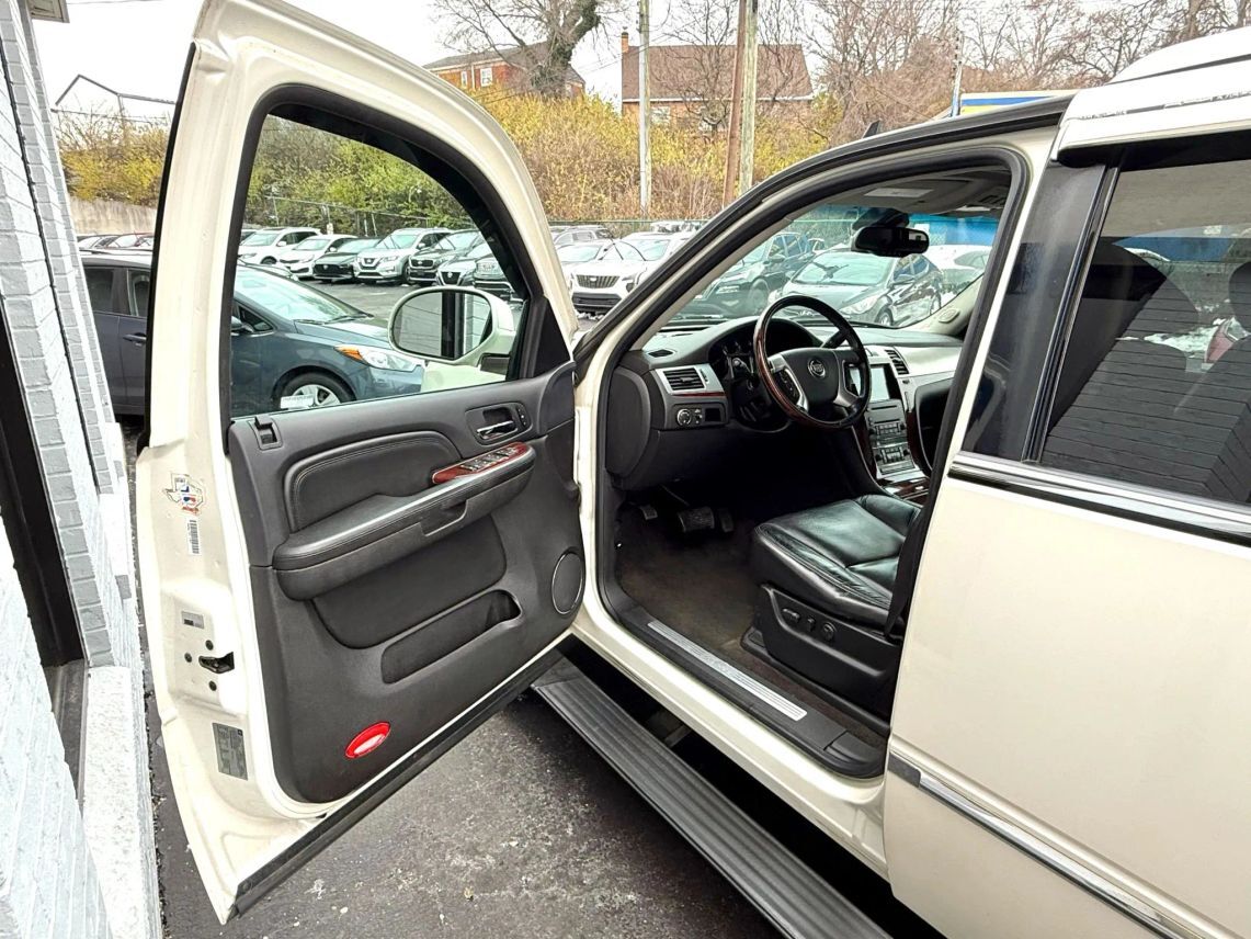 2008 Cadillac Escalade Sport Utility 4D Cincinnati OH