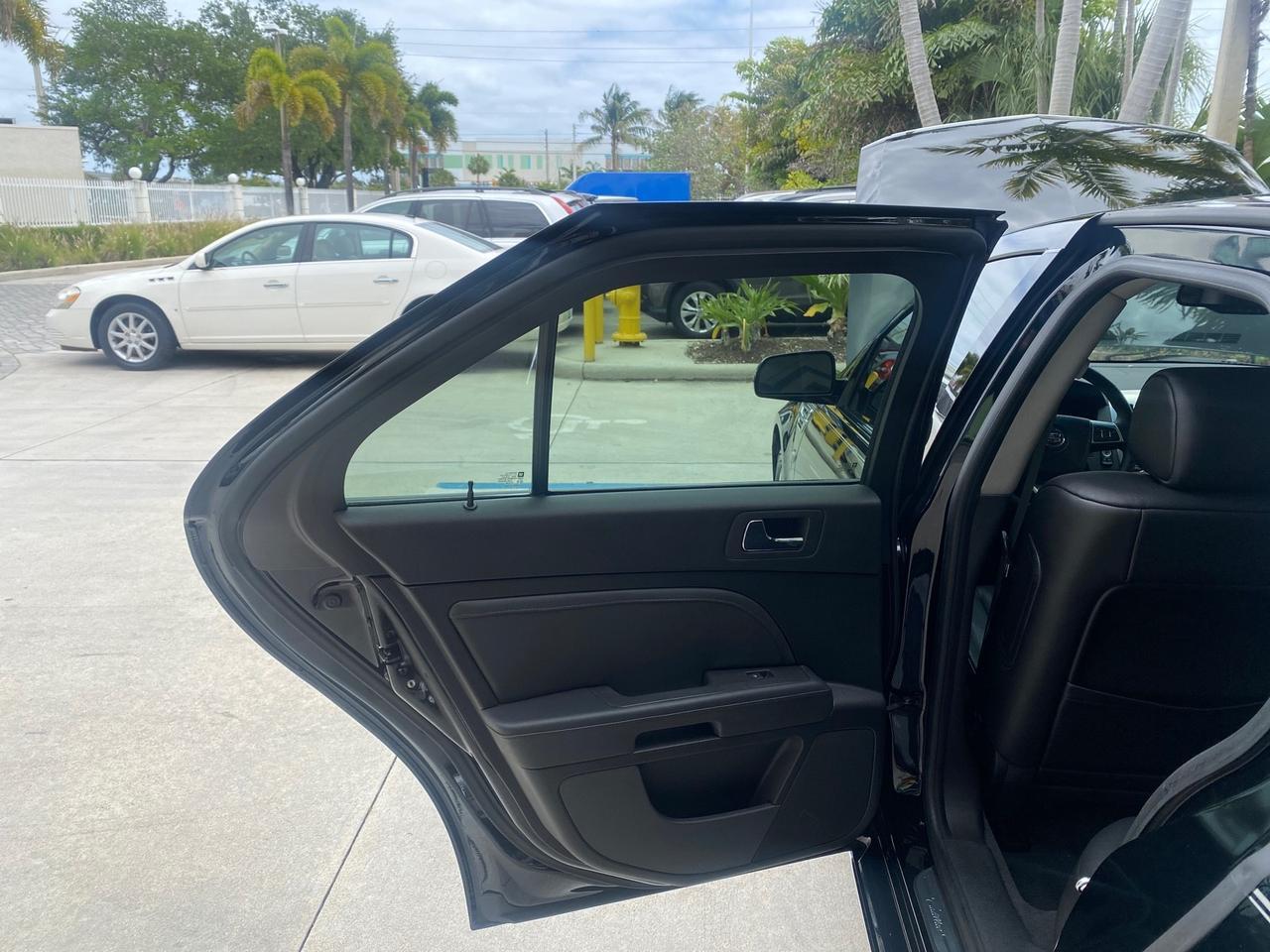 2008 Cadillac STS RWD 1 OWNERLOW MILES 39813 Pompano Beach FL