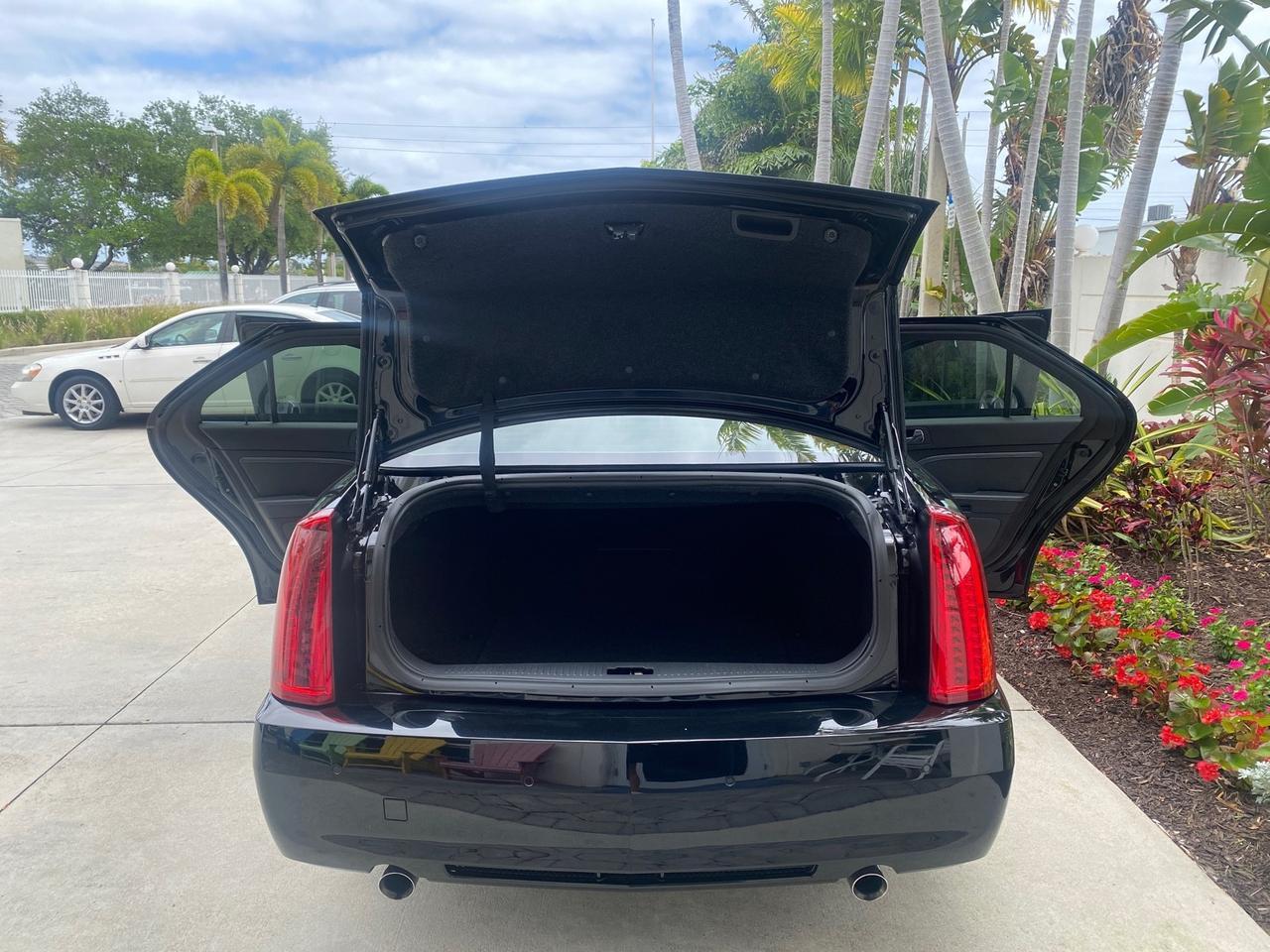 2008 Cadillac STS RWD 1 OWNERLOW MILES 39813 Pompano Beach FL