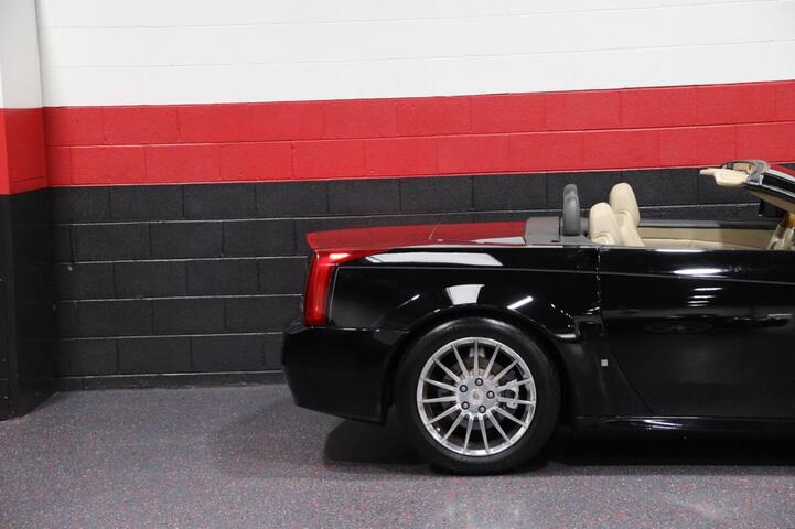 2008 Cadillac XLR Platinum Edition 2dr Convertible Chicago IL