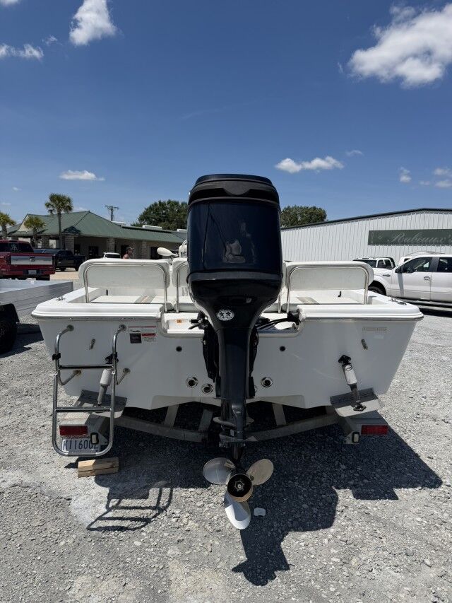2008 Champion Boats 22 Bay w/200 Mercury Optimax Lafayette LA
