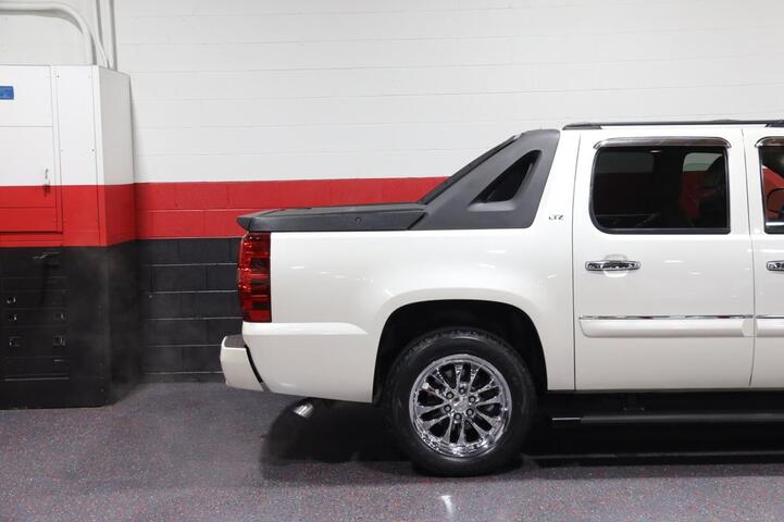 2008 Chevrolet Avalanche LTZ 4WD 4dr Truck Chicago IL