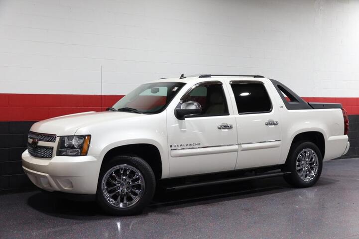 2008 Chevrolet Avalanche LTZ 4WD 4dr Truck Chicago IL