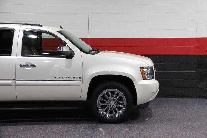 2008 Chevrolet Avalanche LTZ 4WD 4dr Truck Chicago IL