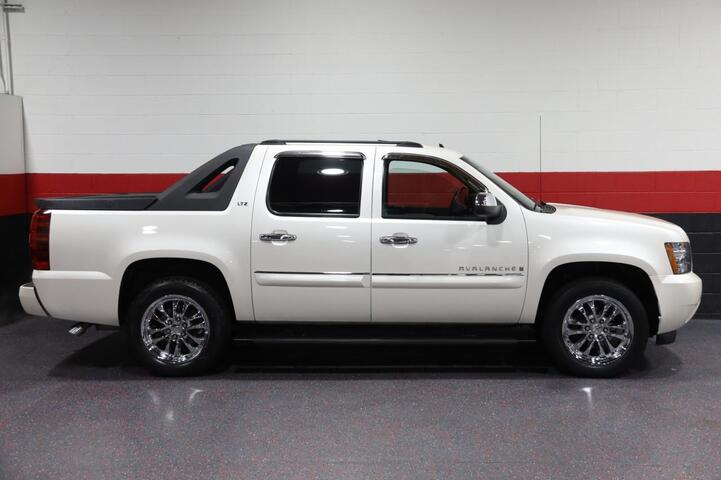 2008 Chevrolet Avalanche LTZ 4WD 4dr Truck Chicago IL