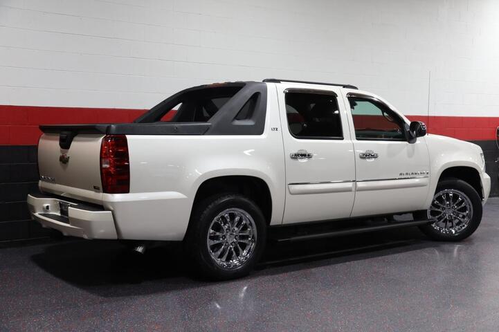 2008 Chevrolet Avalanche LTZ 4WD 4dr Truck Chicago IL