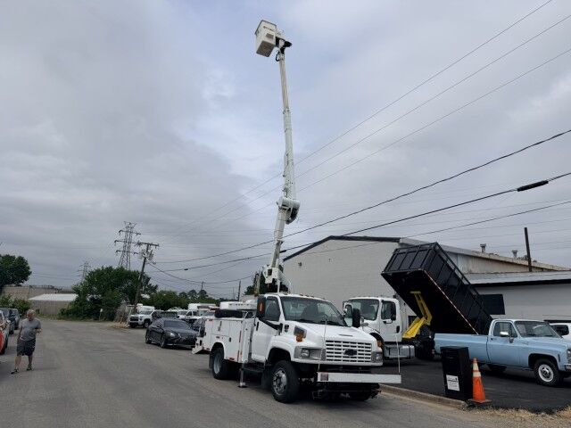 2008 Chevrolet C4500 39' DURALIFT Bucket Truck