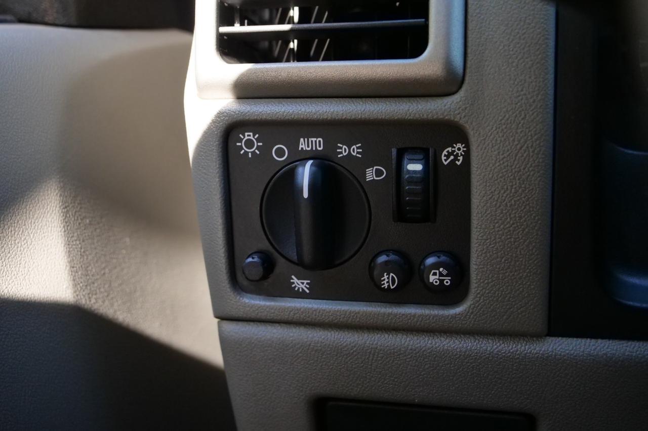 2008 Chevrolet Colorado LS / Manual / Regular Cab / CD Player! Lincolnton NC