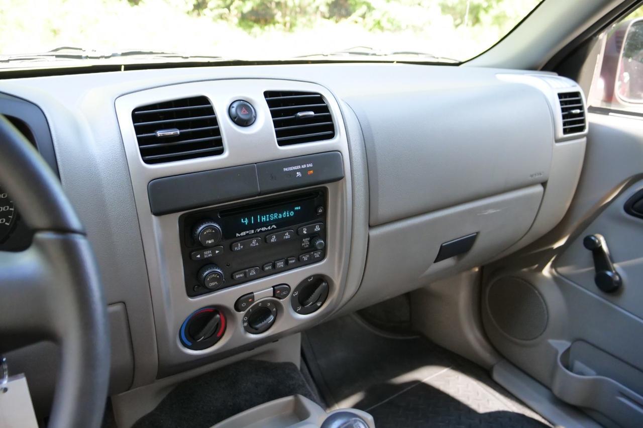 2008 Chevrolet Colorado LS / Manual / Regular Cab / CD Player! Lincolnton NC
